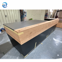Mobilier sur mesure pour café et salon de thé |   Comptoir en bois, banquette et table pour les magasins de vente de boissons