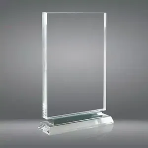 Trofeo Deportivo Rectangular de Cristal con Peana Biselada y Grabado en Láser - Product Image 1