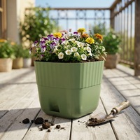 Pot de fleurs en plastique respirant à arrosage automatique avec rayures verticales, style nordique, pour une utilisation en intérieur, à la maison ou sur le balcon