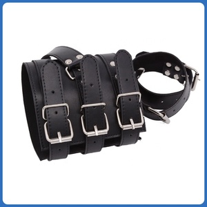 <span class=keywords><strong>BDSM</strong></span> <span class=keywords><strong>Bondage</strong></span> Leder Rücken Handschellen Set Sklaven gebündelt Feste Haltung Adult Games Sexspielzeug - Product Image 4