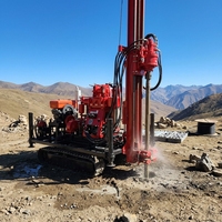 Foreuse rotative sur chenilles diesel de 300 m max. avec moteur et engrenages pour forage de puits, prospection géologique et forage de puits d'eau