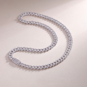 Chaîne de bijoux hip-hop en moissanite diamantée la plus vendue pour homme et femme, idéale pour les soirées et le quotidien, disponible au prix de gros - Product Image 1