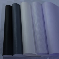 Matériel d'impression pour affiches publicitaires brillant et résistant à l'eau, 180 g/m²-680 g/m², vinyle PVC 13 oz laminé, rétroéclairé et éclairé par l'avant