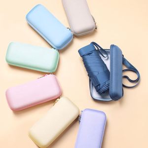 Parapluie miniature pliable anti-UV personnalisé avec étui, logo sur mesure, livraison directe d'usine - Product Image 1