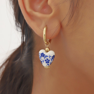Pendientes de Porcelana Pintados a Mano |   Pendientes de Aro de Acero Inoxidable con Baño de Oro PVD de 18K y Cuentas de Cerámica |   Impermeable, Hipoalergénico y Duradero - Product Image 4