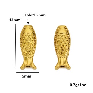 Cuentas espaciadoras de acero inoxidable chapadas en oro con forma de pez, tamaño mediano, accesorios de joyería DIY - Product Image 3