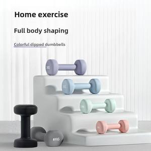 أوزان يدوية من الحديد الزهر مغلفة بالنيوبرين للصالات الرياضية ورفع الأثقال، متوفرة بأوزان 1 كجم و2 كجم و3 كجم و4 كجم و5 كجم، مخصصة حسب الطلب - Product Image 1