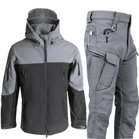 Мужской тактический комплект курток Softshell: весенняя утепленная флисовая ветрозащитная куртка для активного отдыха и поездок на работу