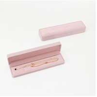 Boîte à bijoux rose en stock, longue boîte d'emballage cadeau en cuir PU pour femmes