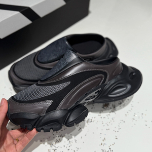 Sneaker Unisex Slip-on Ibrida in Mesh e Camoscio con Suola Chunky Scolpita e Fodera Traspirante - Product Image 2