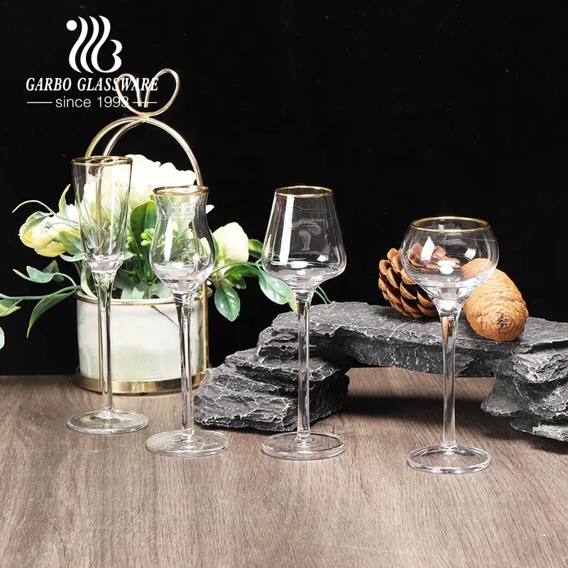 Mini calici in vetro da 30ml 50ml realizzati a mano con gambo lungo e bordo dorato opzionale per uso alimentare per bicchiere da vino champagne cocktail
