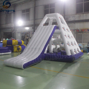 Trung Quốc Nhà sản xuất chất lượng cao khổng lồ nổi <span class=keywords><strong>Inflatable</strong></span> nước leo lên trượt - Product Image 1