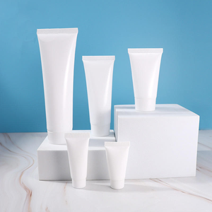 Tube d'emballage cosmétique professionnel pour crème pour les mains, tube souple en plastique PET vide avec pulvérisateur à pompe, couleur personnalisable - Product Image 1