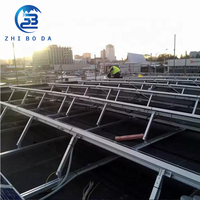 Sistema di Montaggio a Colonna Singola Sicuro per Installazione a Terra, Facile Installazione, Struttura Solare Agricola Zincata a Caldo Progettata per Centrali Elettriche