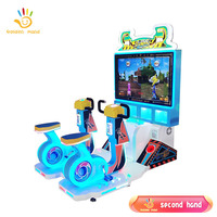 Simulateur de course d'arcade à pièces d'intérieur 47 pouces d'occasion Machine de jeu de vélo 2 joueurs Simulateur de course de voiture