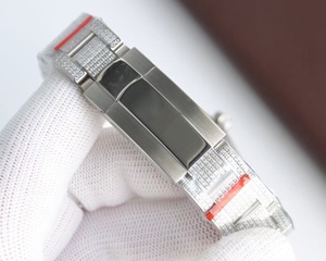 Montre mécanique luxueuse à cadran saphir, nouveau modèle avec boîtier en acier, chronographe automatique, aiguilles élégantes, grand cadran. - Product Image 6