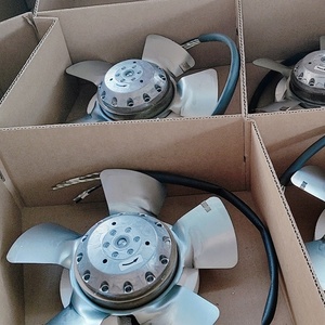 Ventilador Axial Industrial ebm-papst A2D210-AA02-11 de 210 mm, Ventilador de Refrigeración HVAC, Ventilador de Ventilación para Condensador - Product Image 4