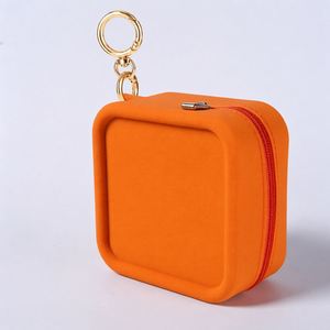 Sac carré compact en silicone, style influenceur transfrontalier, portefeuille portable avec porte-clés, sac de rangement pour câbles de données - Product Image 4