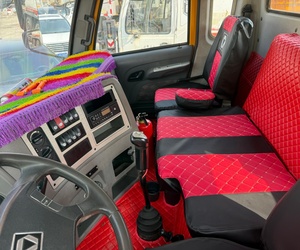 Grue mobile Sany STC800 80 tonnes, modèle plus ancien, grue d'occasion Sany STC1000C 100T STC500E STC250T5 STC1300 STC800T6 sur camion - Product Image 2