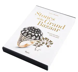 Stampa del libro di progettazione e decorazione dell'opuscolo del catalogo dei gioielli dell'oro