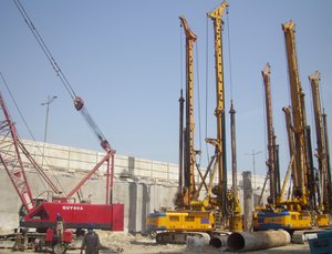 סין עמיד הרמה מכונות quy80a 80ton מנוף זחילה עם 76 מ 'גובה הרמה | חם מפעל ישיר - Product Image 6