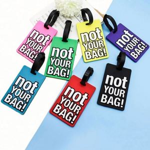 Etiqueta de equipaje de PVC blando 2D/3D personalizada de lujo al por mayor, etiqueta de equipaje de PVC rígido impresa con diseño de letras a la moda - Product Image 1