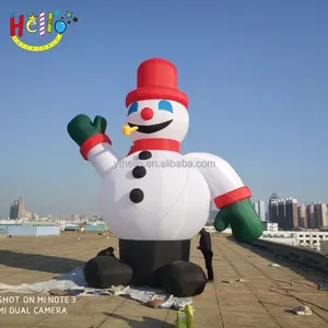 क्रिसमस inflatable उत्पाद सजावट विशालकाय स्ट्रीट inflatable स्नोमैन के साथ काली टोपी