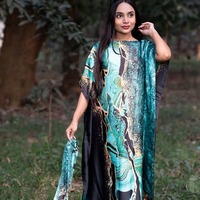 Robe Kaftan Boubou de Luxe en Satin à Motif Floral, Style Dashiki Africain Maxi Effet Soie, avec Foulard, Collection 2026, pour Femme, Protection Solaire, Vente en Gros