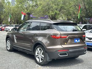 รถยนต์มือสอง Zotye T700 ปี 2017 เครื่องยนต์ 1.8T เกียร์อัตโนมัติ SUV พวงมาลัยซ้าย 5 ที่นั่ง 177 แรงม้า หลังคาซันรูฟแบบพาโนรามา เบาะหนัง ราคาถูก - Product Image 3