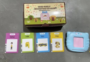 Juguetes Educativos para Niños, Máquina de Aprendizaje del Idioma Inglés, Tarjetas de Memoria Interactivas para Niños Pequeños con 224 Palabras Visuales - Product Image 4