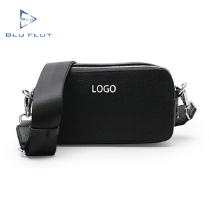 Bolsos cruzados pequeños de cuero genuino para hombre Bal Manent, bolso bandolera de cuero vacuno personalizado, bolsos mensajeros personalizados - Product Image 1