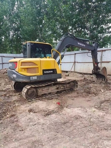 Excavadora VOLVO EC80 de 6 toneladas, 90% Nueva, Original, con EPA y CE, Usada en Agricultura, de 8 Toneladas para Excavación, Calidad Premium - Product Image 2