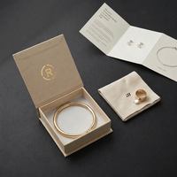 Boîte à bijoux rigide haut de gamme écologique avec fermeture magnétique en carton recyclable, logo personnalisé, estampage à chaud