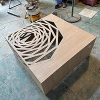 Table basse carrée géométrique en placage de bois avec incrustation spirale, option noir et blanc, panneau E1 écologique, style rétro mi-siècle pour salon