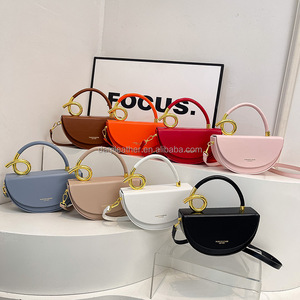 Sac fourre-tout élégant et décontracté pour femme, de créateur, avec fermeture éclair, portable et imperméable, vente en gros, best-seller - Product Image 4