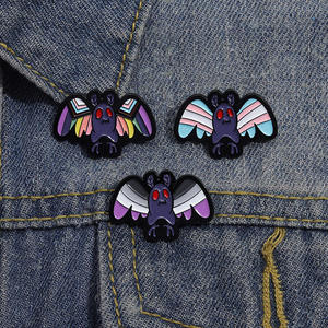 LGBT Sexual Minority Bat Colorful Red eyes Bat Animal Witch Funny Enamel Brooch Hat Clothes émail revers pin - Product Image 1