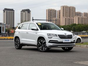 สำหรับรถยนต์ <span class=keywords><strong>Skoda</strong></span> KAROQ ปี 2025 รถ SUV ขนาดกะทัดรัด 5 ที่นั่ง เครื่องยนต์เบนซิน 1.4T/1.5T ขับเคลื่อนล้อหน้า เกียร์อัตโนมัติ รถใหม่ พร้อมหลังคาซันรูฟแบบพาโนรามาและเบาะหนัง - Product Image 2