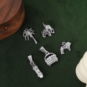 Boutique de Manualidades Dorada |   Dijes de Viaje de Acero Inoxidable Chapados en Oro PVD de 18K |   Dijes de Palmera con Diseño de Helado para la Creación de Joyería - Product Image 5