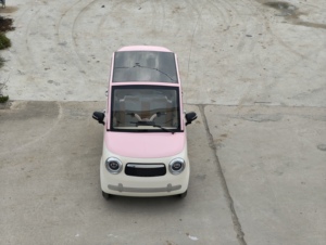 Vehículo Eléctrico Solar de Cuatro Ruedas, Color Rosa y Blanco, con Panel Solar de Carga Automática, 4 Puertas, Baja Velocidad - Product Image 4
