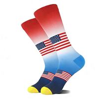 Nouvelle collection 2026 : Chaussettes fantaisie pour hommes, motif tricoté durable, symbole du dollar et drapeau national américain