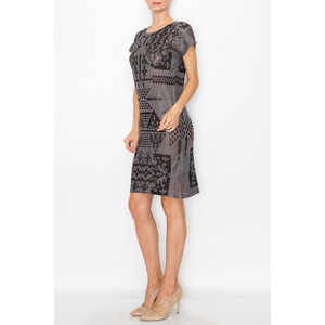 Vestido de Manga Corta con Estampado Azteca - Gris - Product Image 1