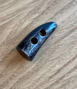 Boutons à bascule personnalisés en corne d'animal polie, 2 trous, matériau organique par S a and Sons Exports - Product Image 6