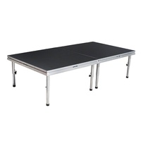 Podium de scène portable à quatre pieds en aluminium pliable en usine pour concerts et mariages