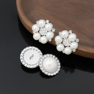 Tùy Chỉnh May Nút Kim Loại Ngọc Trai Chân Nút Rhinestone Nút Cho Phụ Nữ Áo Khoác Và Áo Khoác - Product Image 2