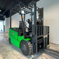 Chariot élévateur électrique à batterie lithium AC haute performance avec une hauteur de levage de 3 à 6 m pour centre logistique d'entrepôt et entrepôt frigorifique