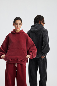 Sudadera con capucha de alta calidad de 370 g/m² con forro polar, corte holgado personalizado, lavado ácido, efecto desgastado, rotas, vintage, con estampado DTG y bordado. - Product Image 2