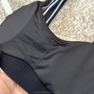 Leggings de Alta Calidad sin Costuras, Conjunto de 2 Piezas para Yoga, Personalizado, Elástico, para Yoga y Pilates - Product Image 4