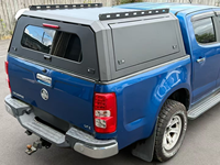 Couverture de benne de camionnette universelle en aluminium robuste, sans perçage, étanche et personnalisable
