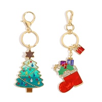 Porte-clés Kenjie Original Design en forme de chaussette de Noël avec plaque en cristal électroplaqué à l'acide acétique, ornement de Noël, pendentif pour sac cadeau