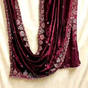 Dupatta de luxe en velours bordeaux, broderie florale Zari dorée, bord festonné, châle de mariée indien, cadeau pour femme, Diwali - Product Image 1